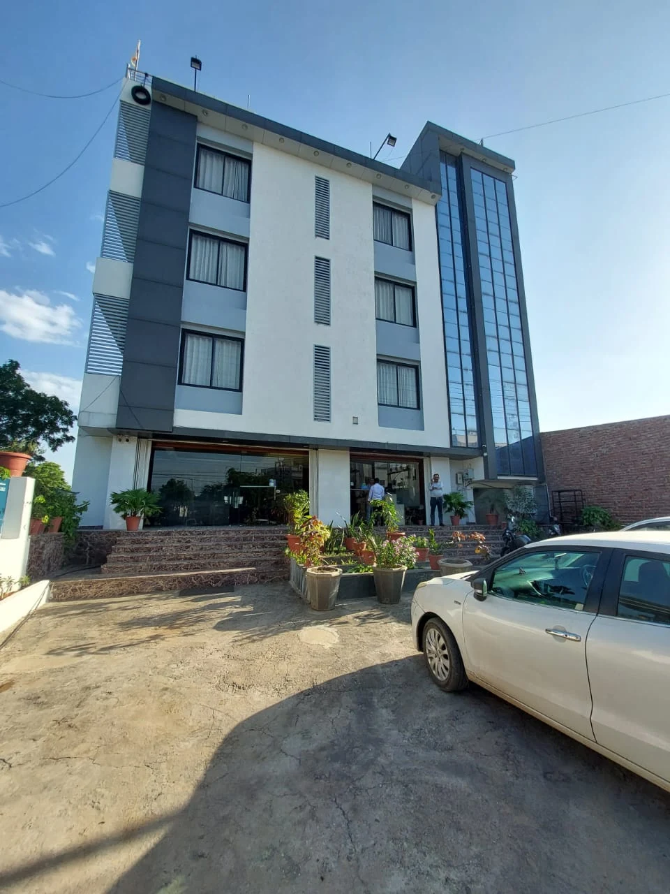 Exterior of Hotel Greenland in Hiran Magri, Udaipur